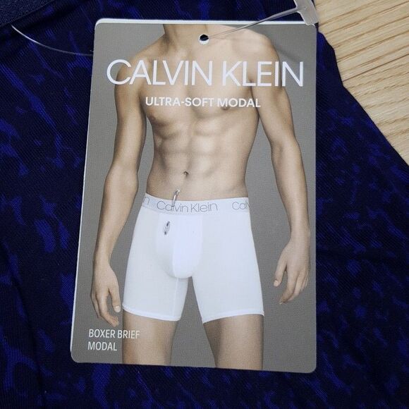 CALVIN KLEIN Boxer Briefs Mens Small Purple Print Ultra Soft Modal Stretch - Picture 2 of 6